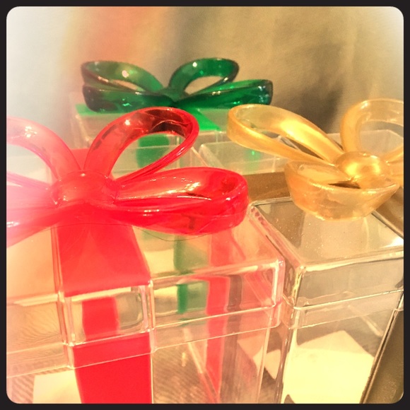 Holiday gift boxes - Picture 2 of 3